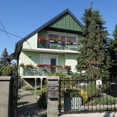 Holiday Home In Gyenesdias - Balaton 40755 Kültér fotó
